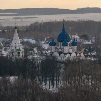 Суздальский кремль . Вид с колокольни :: Сергей Цветков