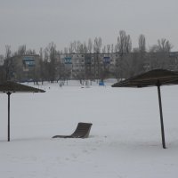 первая дни марта городской пляж :: Елена Шаламова