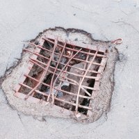 Решётка как в пост апокалипсис. :: Игорь Солдаткин