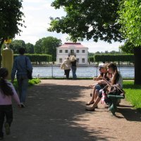 В нижнем парке Петродворца :: Олег Зоркий