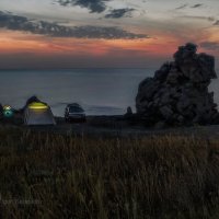 На морском берегу стемнело :: Игорь Сарапулов