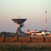 Остатки антенны дальней космической связи :: Олег Зоркий