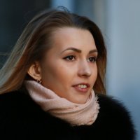 Уличный портрет :: Владимир59 