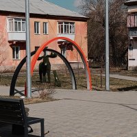 Фигуры лося и зайца под дугой. :: Игорь Солдаткин