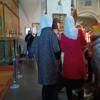 Поставить свечу у главной иконы праздника :: Мария Васильева