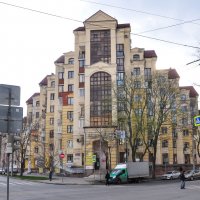 Ул. Фридриха Энгельса 74 (дом построен в 2003 г.) :: Татьяна Машошина