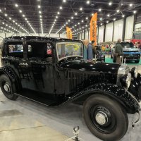 На выставке автомобилей. :: Ольга На выставке автомобилей. :: Ольга