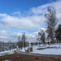 Весна в городском парке. :: Михаил "Skipper"