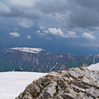 ПРОГУЛКА НА БОЛЬШОЙ ЧИМГАН - 2, с вершины. :: Виктор Осипчук ПРОГУЛКА НА БОЛЬШОЙ ЧИМГАН - 2, с вершины. :: Виктор Осипчук