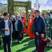 Беседа :: Анатолий Чикчирный