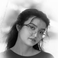 Уличный портрет. :: Андрей В.