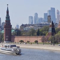 Кремль и Москва Сити :: <<< Наташа >>>