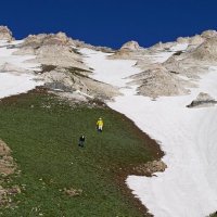 ПРОГУЛКА НА Б.ЧИМГАН - 2, спуск с вершины. :: Виктор Осипчук
