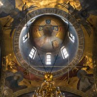 Под церковным куполом :: Александр Синдерёв