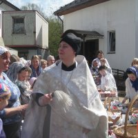 Нынче Воскресение празднует народ :: Дмитрий Никитин