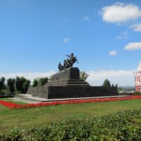 Самара. Памятник В.И. Чапаеву :: Надежда Самара. Памятник В.И. Чапаеву :: Надежда