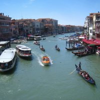 Трафик на Большом канале Венеции. :: unix (Илья Утропов)