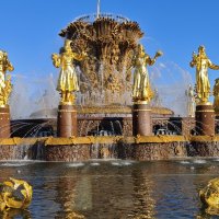 Фонтан Дружба народов :: <<< Наташа >>>