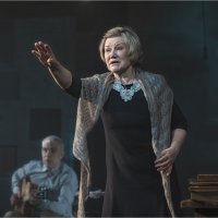 "Алексей, Алёшенька, сынок!". Актриса з. а. России Ирина Конопацкая в роли матери Глеба. :: Александр Максимов