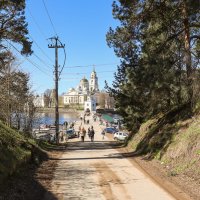 Дорога к монастырю :: skijumper Иванов