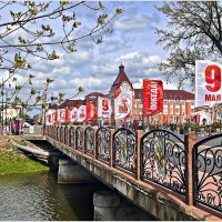 С ДНЁМ ПОБЕДЫ, ДРУЗЬЯ! :: Валерия Комова