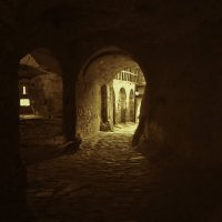Из тьмы средневековья :: Андроник Александр 