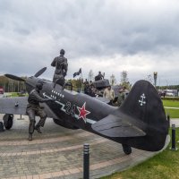 В парке "Патриот" :: Сергей Цветков