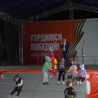 Выступление со зрителями на трибуне :: Юлия Денискина