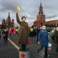 Регулировщица. :: Евгений Седов Регулировщица. :: Евгений Седов