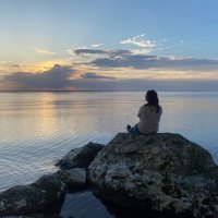 Вечерний отдых у моря :: Нина Колгатина 
