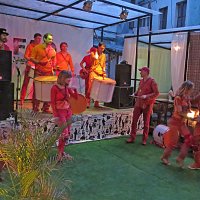 Шоу барабанщиков в кафе :: ИРЭН@ .