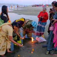 Подготовка молитва перед омовением в Ганге :: Георгий А