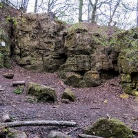 Крутые склоны карьера и записка-предупреждение :: Сергей Цветков