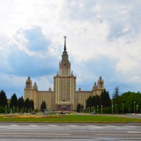 Весенняя Москва. МГУ. :: Наташа *****