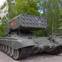 Тяжёлая огнемётная система "Солнцепёк" :: Сергей М 