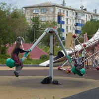 Нефтегорск, детский парк :: Олег Манаенков