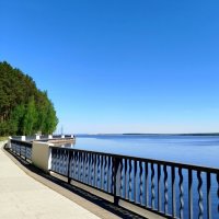 Городская набережная :: светлана льдокова