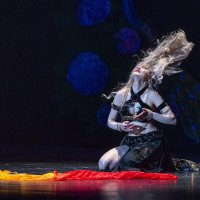 Движение, танец :: Николай Галкин 