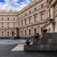 Здесь ночами призрак бродит Императора Руси... :: Евгений Здесь ночами призрак бродит Императора Руси... :: Евгений