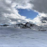Andorra La Vella: Rundreise in Spanien,"The Natural World" (Мир Природы) :: "The Natural World" Александер