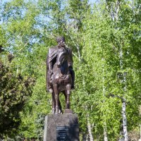 Карачаевск. Памятник Курбан-Али Курджиеву - основателю города :: Gen 