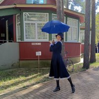 Гостей встречает Мэри Поппинс... :: Мария Васильева