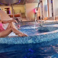 В бассейне :: Лана 