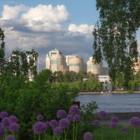 Июнь в городе Е :: Евгений Тарасов Июнь в городе Е :: Евгений Тарасов