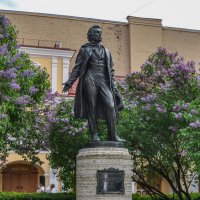 Памятник А.С. Пушкину на Мойке 12 :: Татьяна Машошина