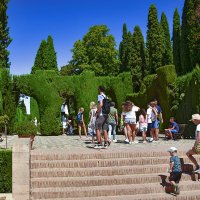 На входе в парк Альгамбры :: Alexandеr P