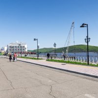 На набережной у Амура. :: Виктор Иванович Чернюк