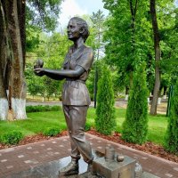 Памятник волонтёру СВО :: Нина Бутко