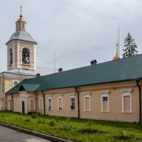 Надвратная церковь Иверской иконы Божией Матери в Боровичском Свято-Духовом монастыре :: Gen 