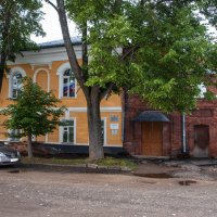 Жилой дом со складом купца А.И Лбова (XIX век) :: Gen 